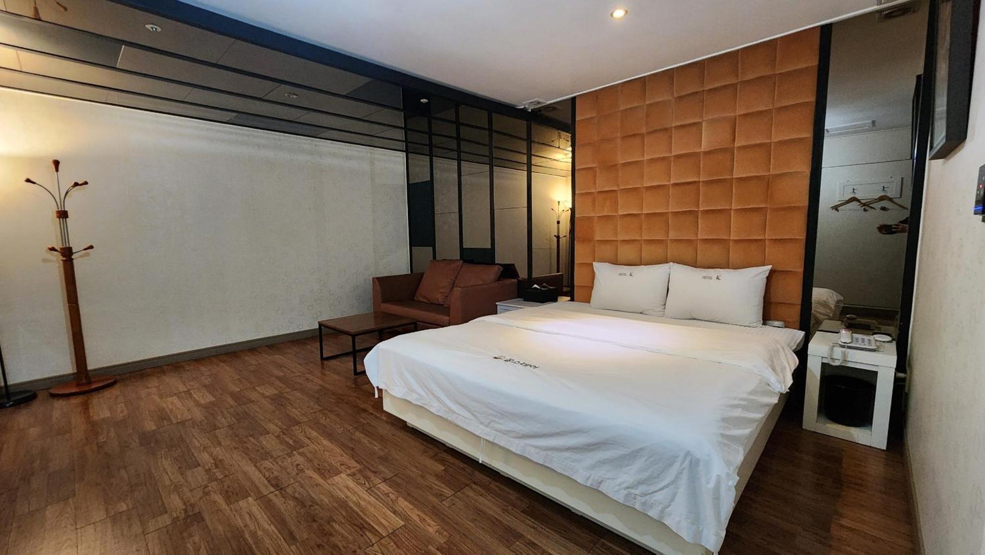 Hotel K Gimhae Buitenkant foto