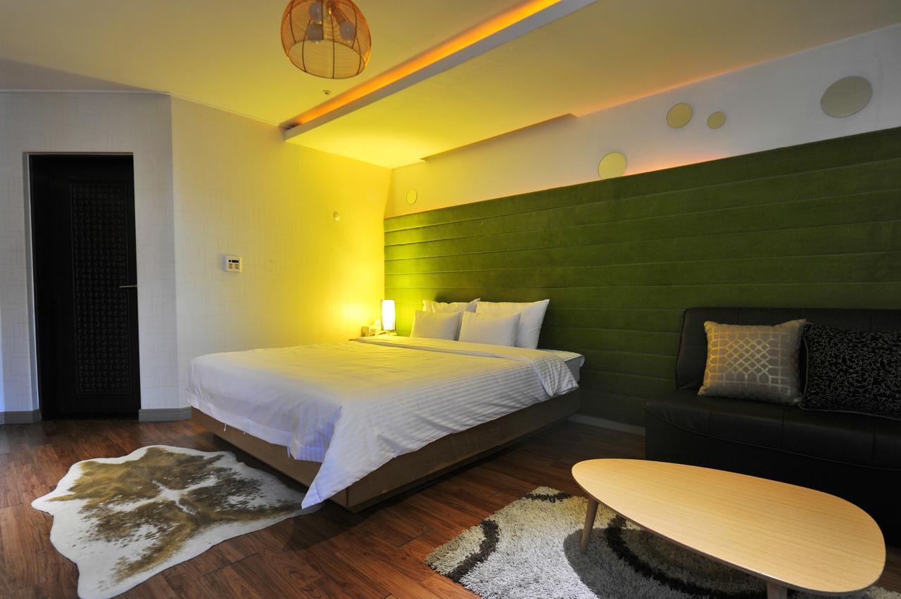 Hotel K Gimhae Buitenkant foto
