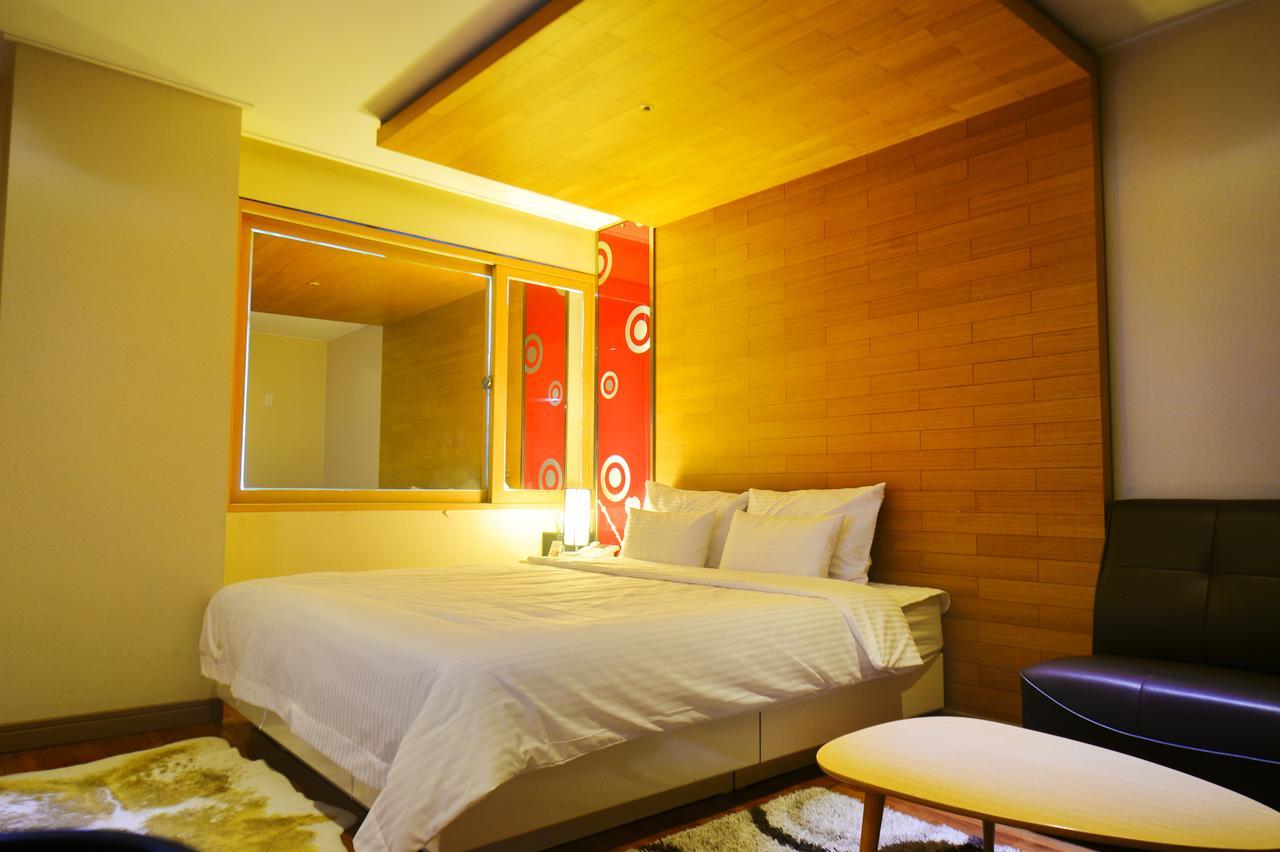 Hotel K Gimhae Buitenkant foto
