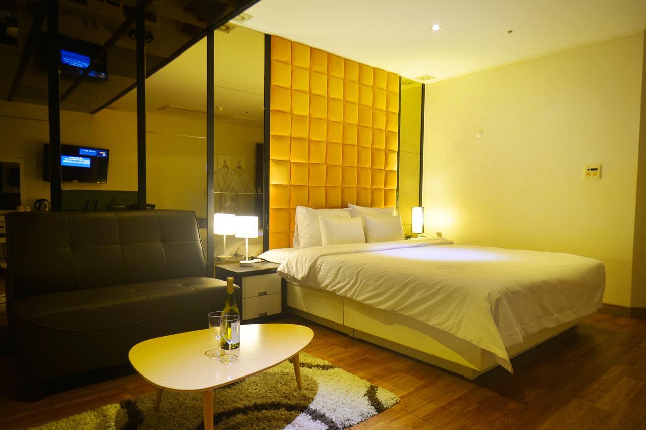 Hotel K Gimhae Buitenkant foto