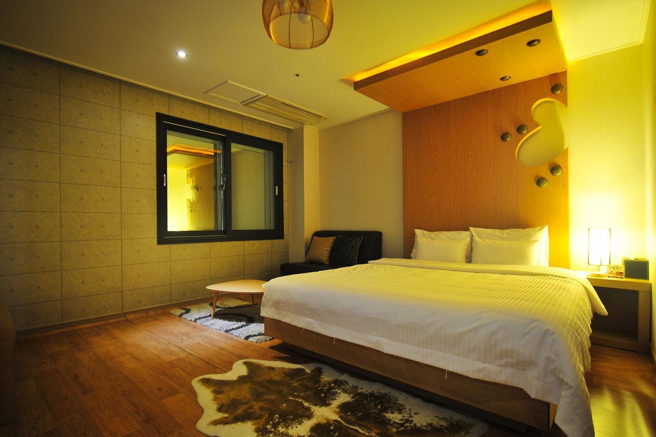 Hotel K Gimhae Buitenkant foto