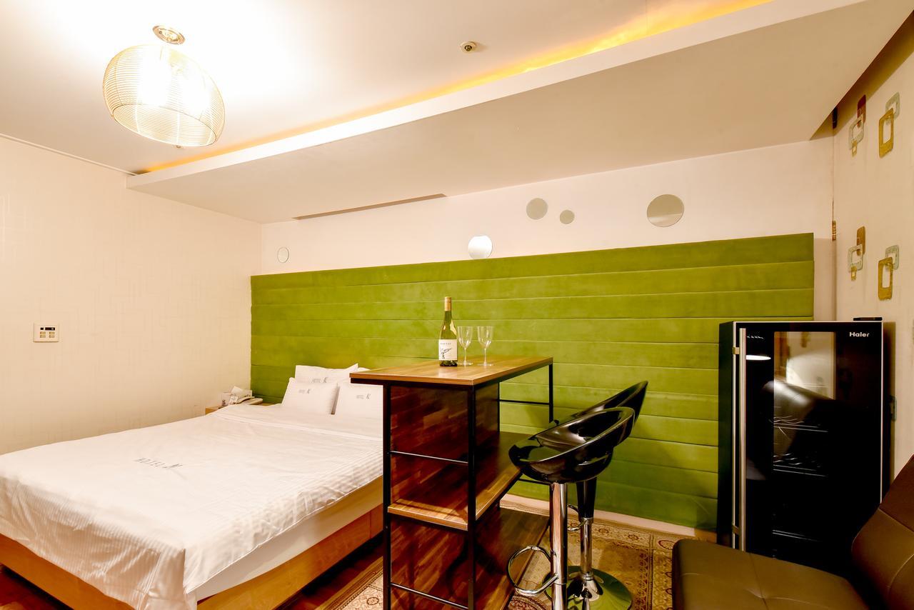 Hotel K Gimhae Buitenkant foto