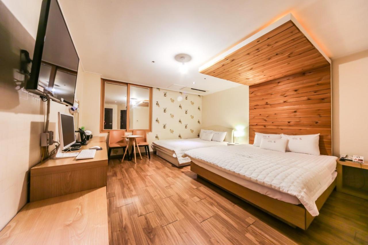 Hotel K Gimhae Buitenkant foto